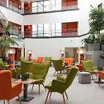 Western Escapade Hotel Senlis (Oise)