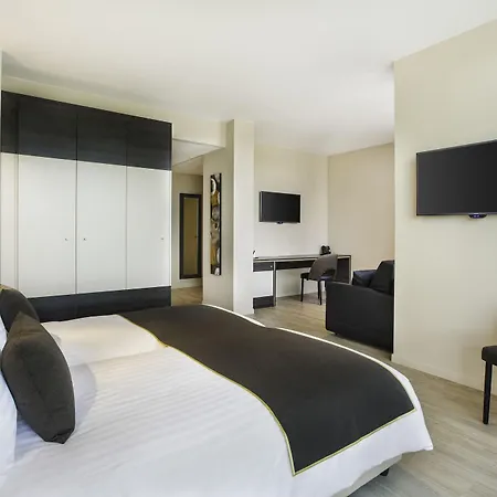 Western Escapade 4* Senlis (Oise)