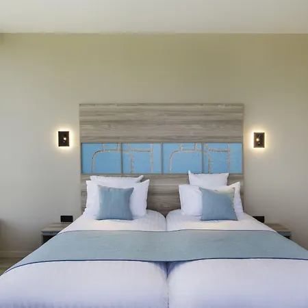 Hotel Western Escapade 4*