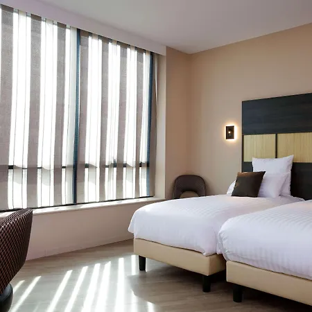 Hotel Western Escapade 4*