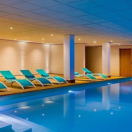 Hotel Western Escapade 4*