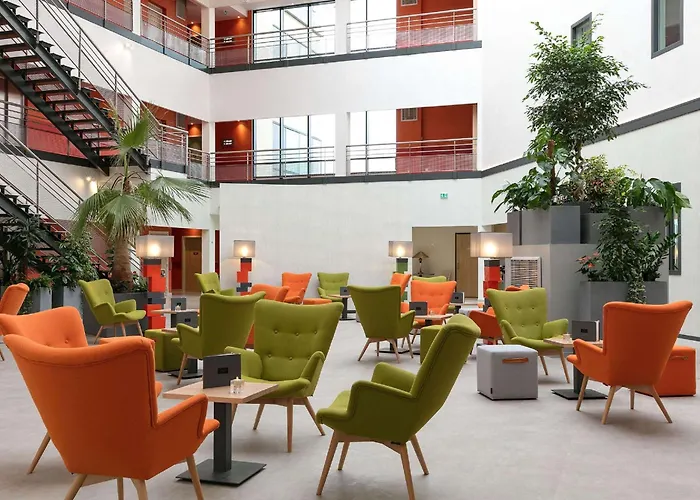 Western Escapade Hotel Senlis (Oise)