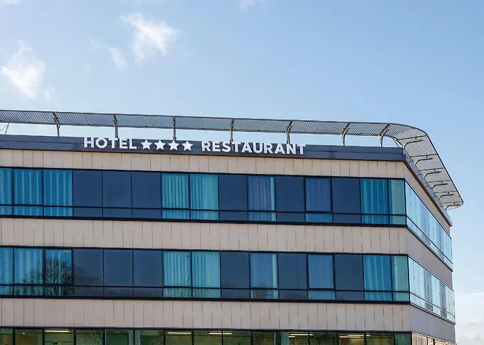 Hotel Western Escapade